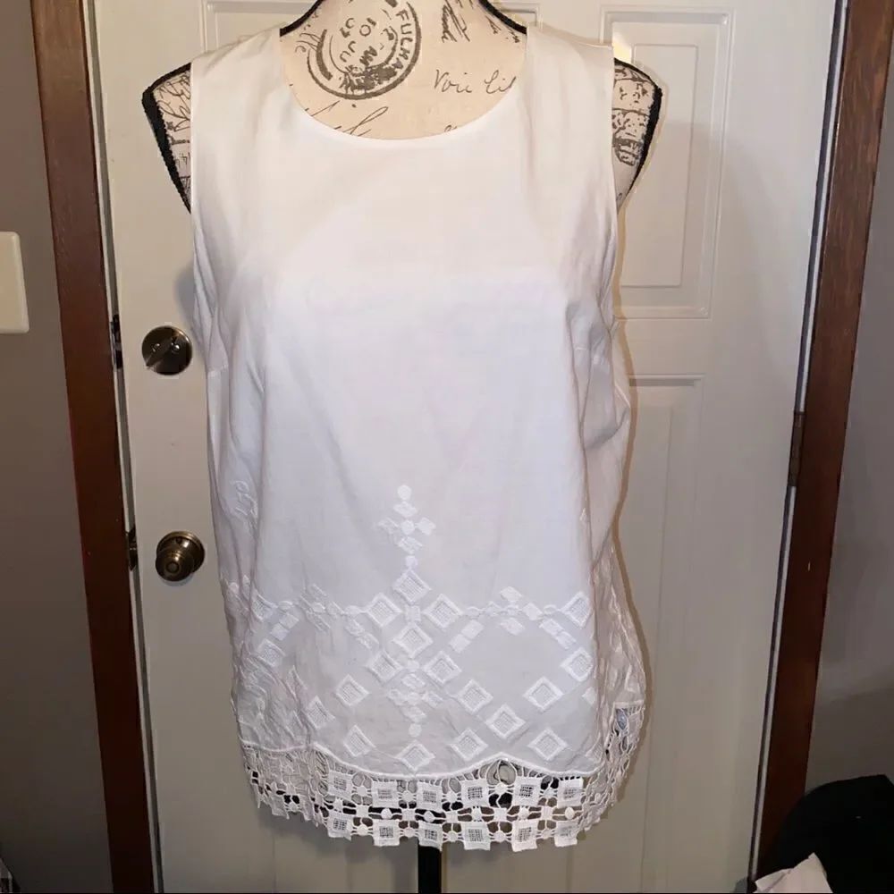 NEW Banana Republic Sleeveless Top